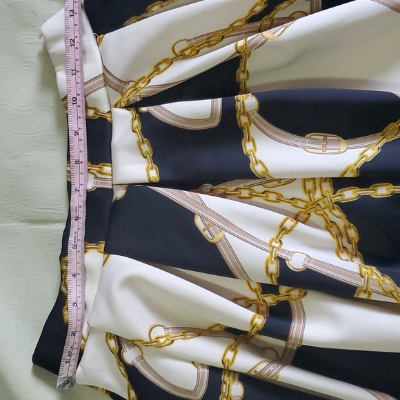 Ashley Stewart gold chain design skirt - Picture 3 of 5